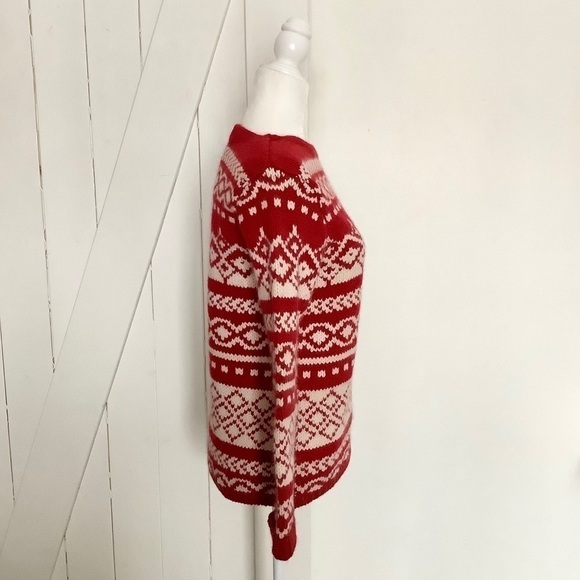 Eddie Bauer red and white patterned knit sweater - Picture 2 of 5
